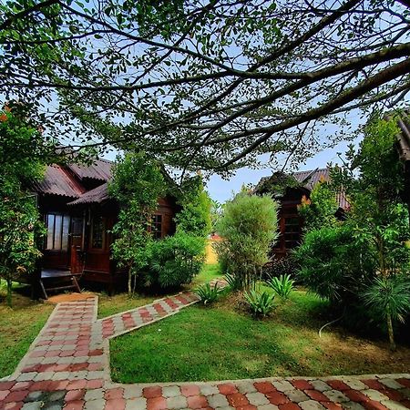 OYO 90347 Villa Temila Pasir Puteh Esterno foto