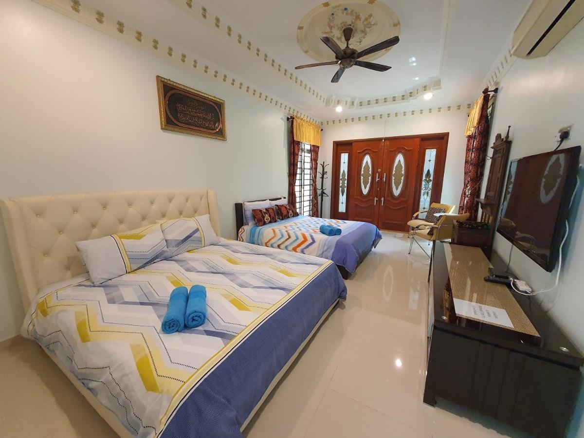 OYO 90347 Villa Temila Pasir Puteh Esterno foto