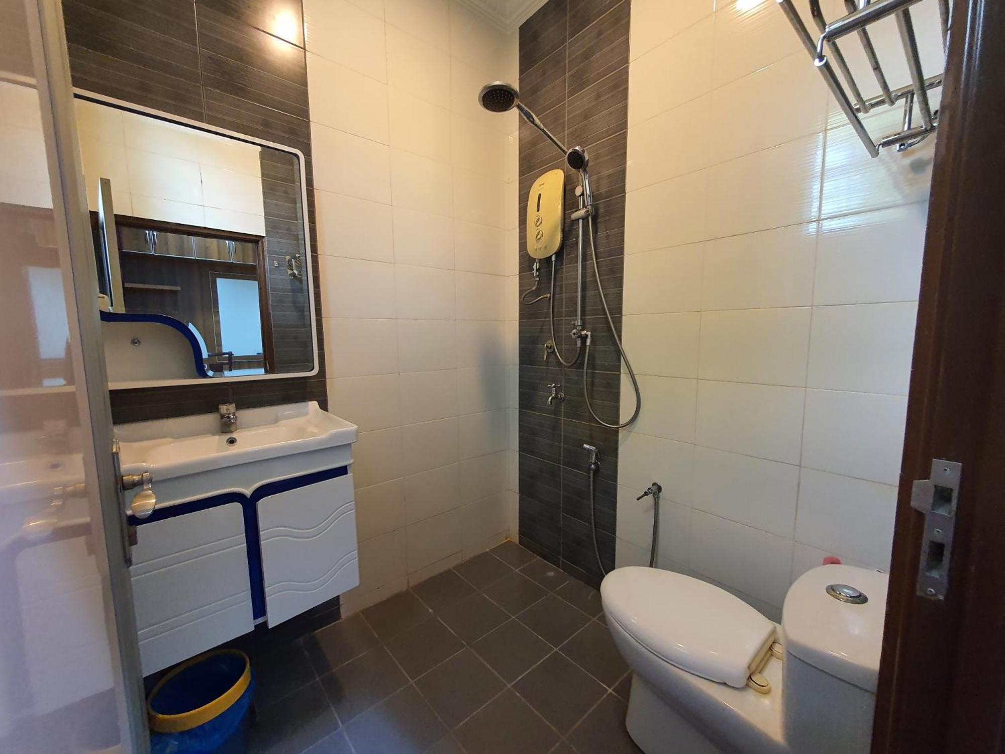 OYO 90347 Villa Temila Pasir Puteh Esterno foto